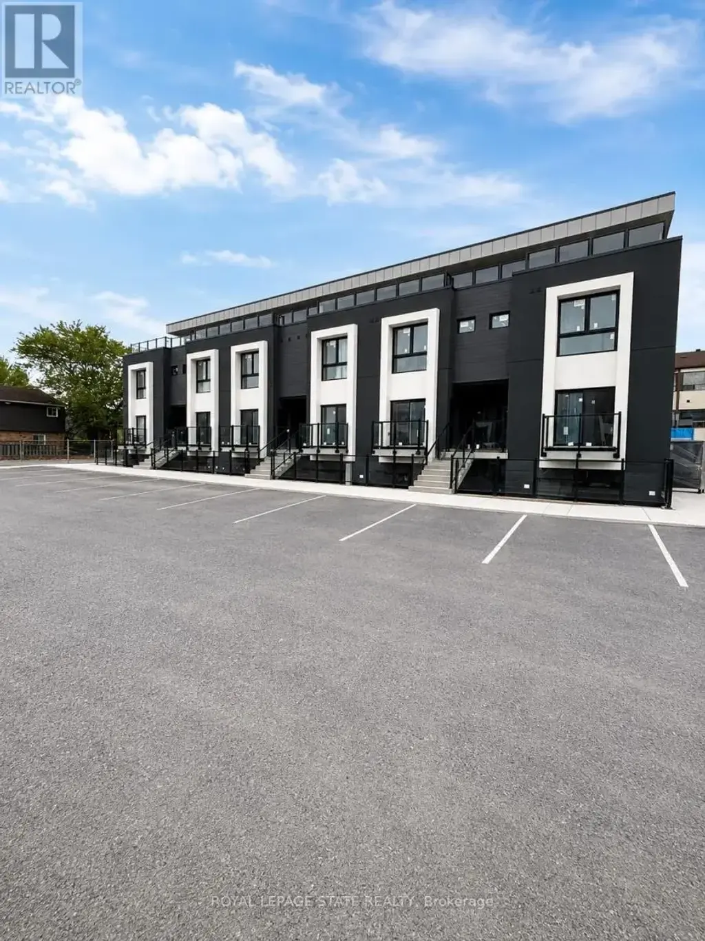 115 - 6638 Mcleod Road, Niagara Falls (Oldfield)